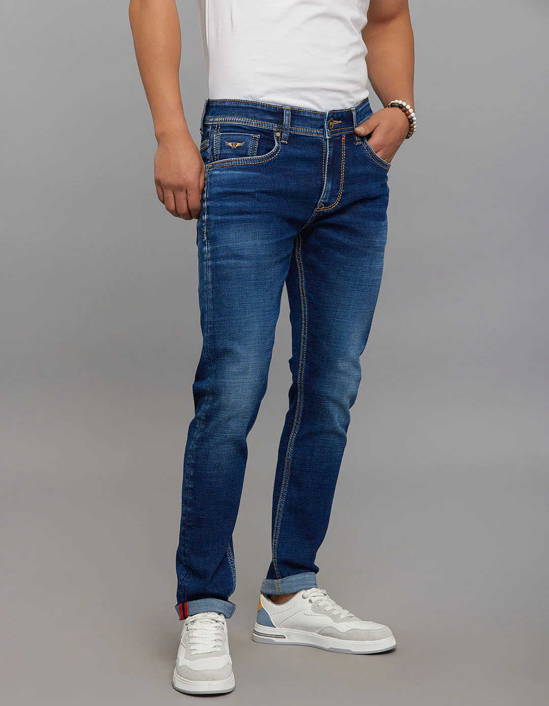 Medium Blue 5 Pocket Low-Rise Tapered Ankle Length Stretch Jeans - Image 4