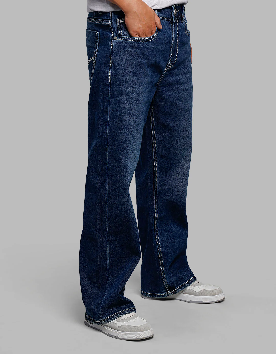 Medium Blue 5 Pocket Midrise Loose Fit Stretch Jeans - Image 4