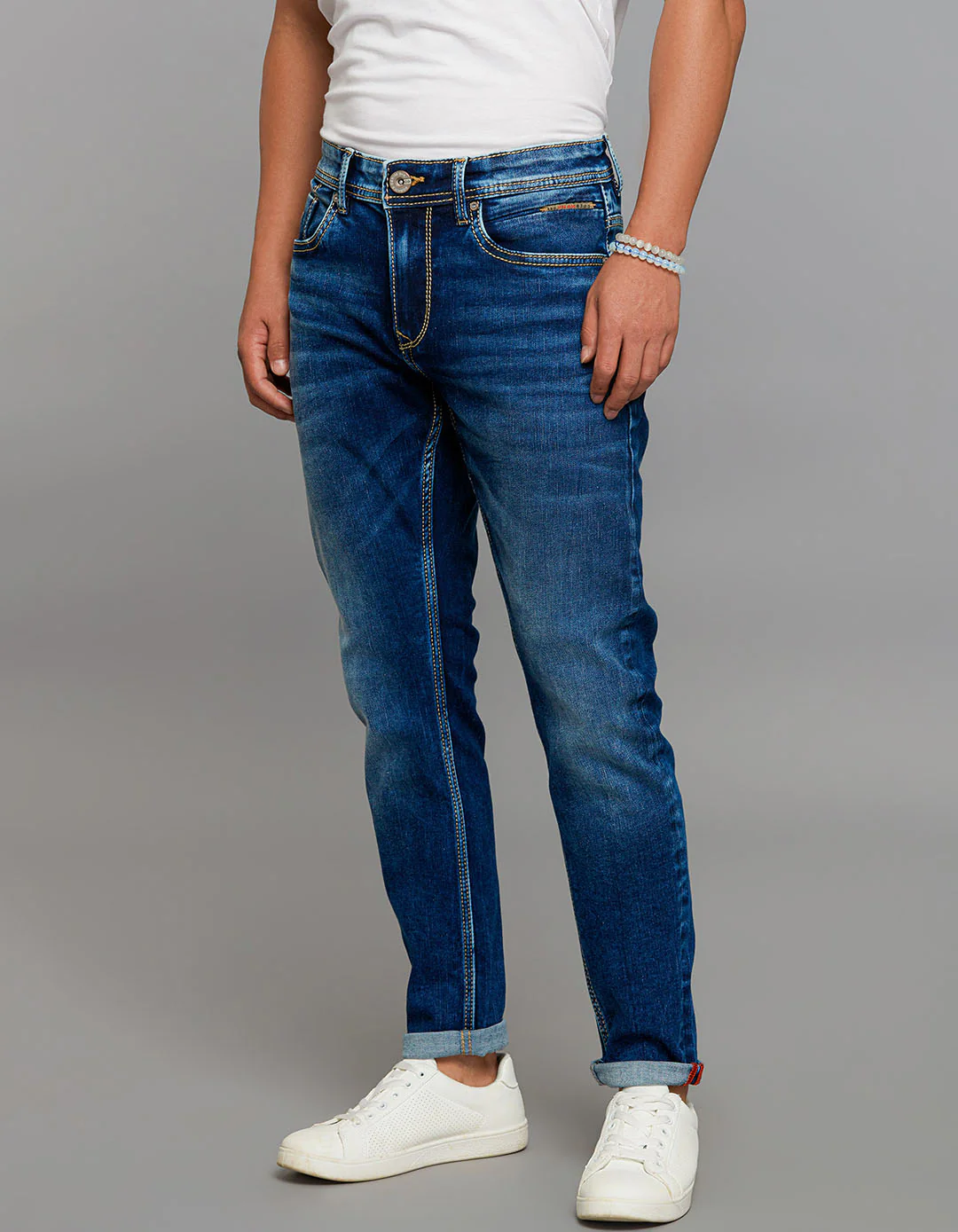 Medium Blue 5 Pocket Low-Rise Tapered Ankle Length Stretch Jeans - Image 3