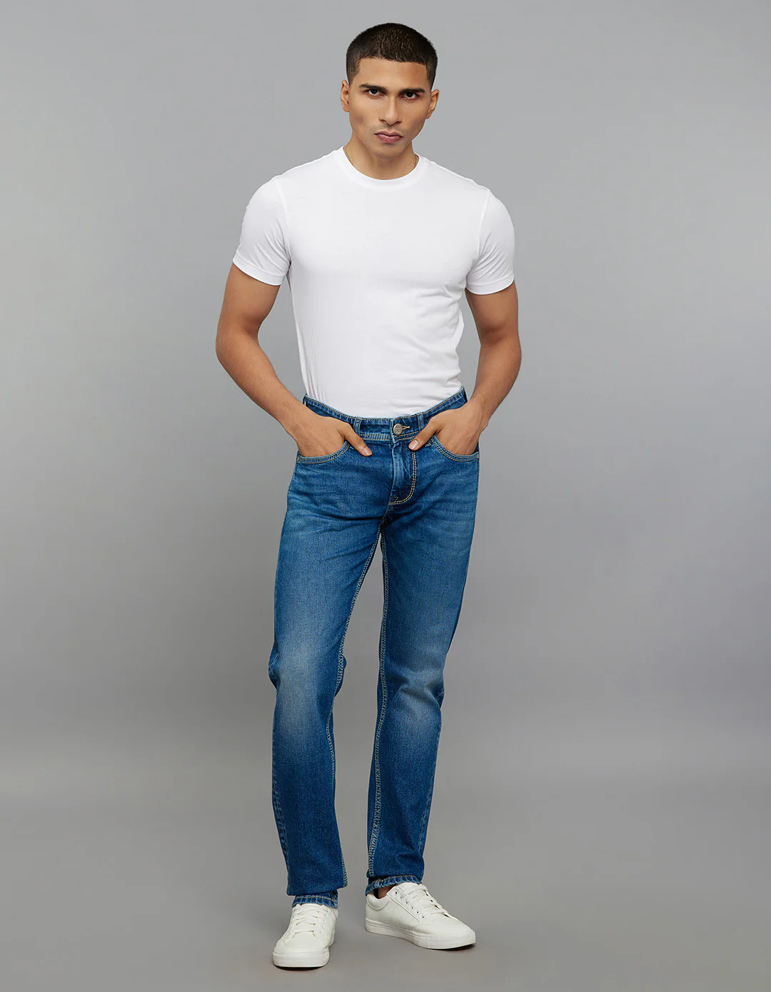 Medium Blue 5 Pocket Mid-Rise Slim Straight Fit Classic Stretch Jeans - Image 2