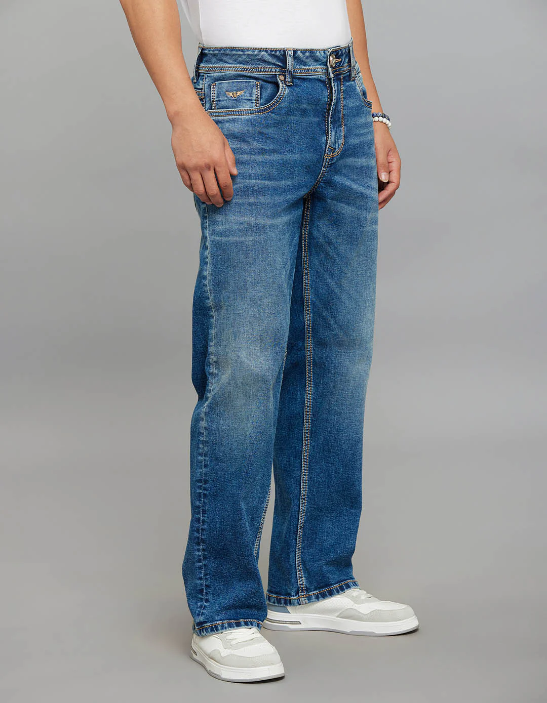 Medium Blue 5 Pocket Midrise, Comfort And Straight Crop Length Stretch Jeans - Image 4