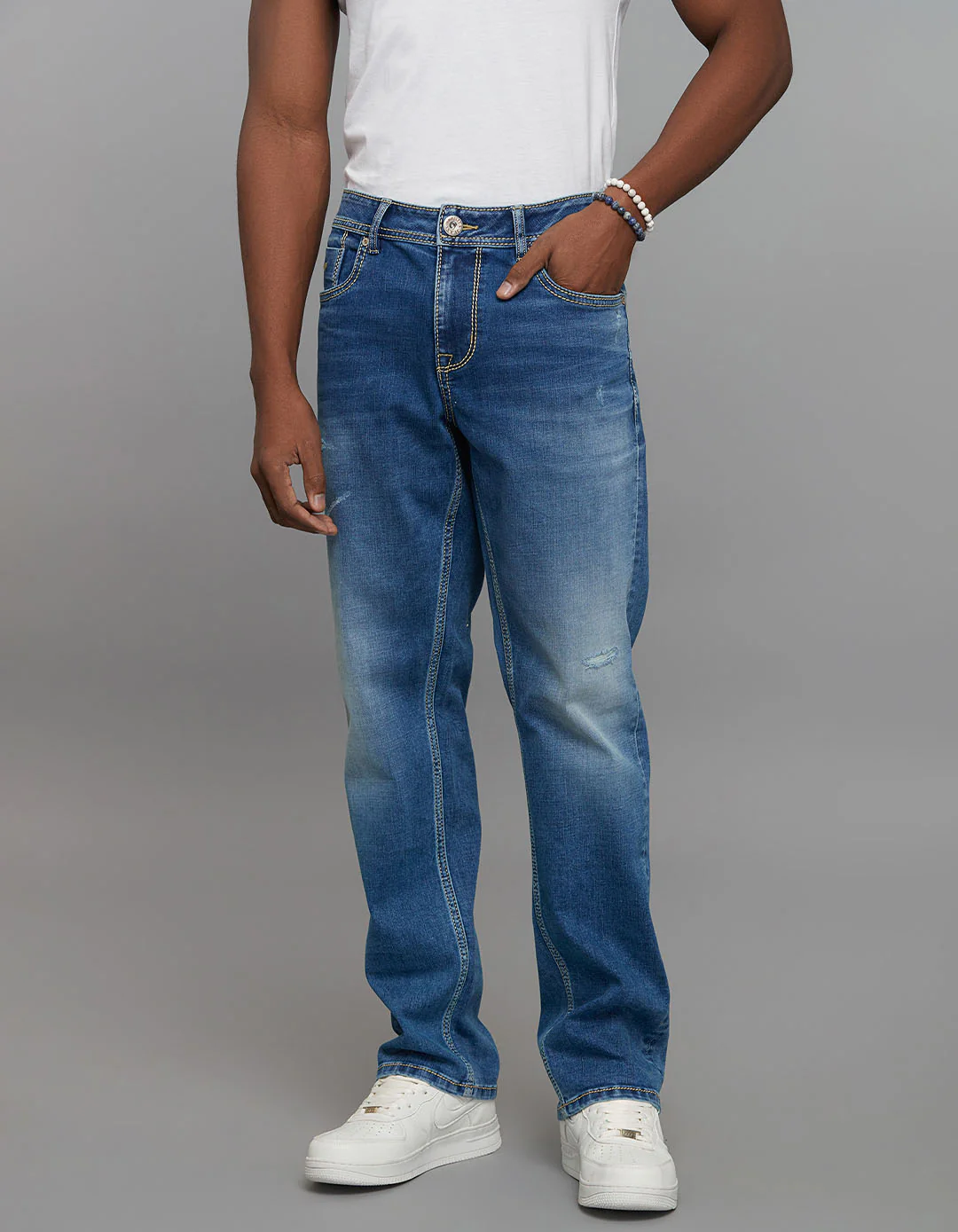 Medium Blue 5 Pocket Midrise, Comfort And Straight Fit Stretch Jeans