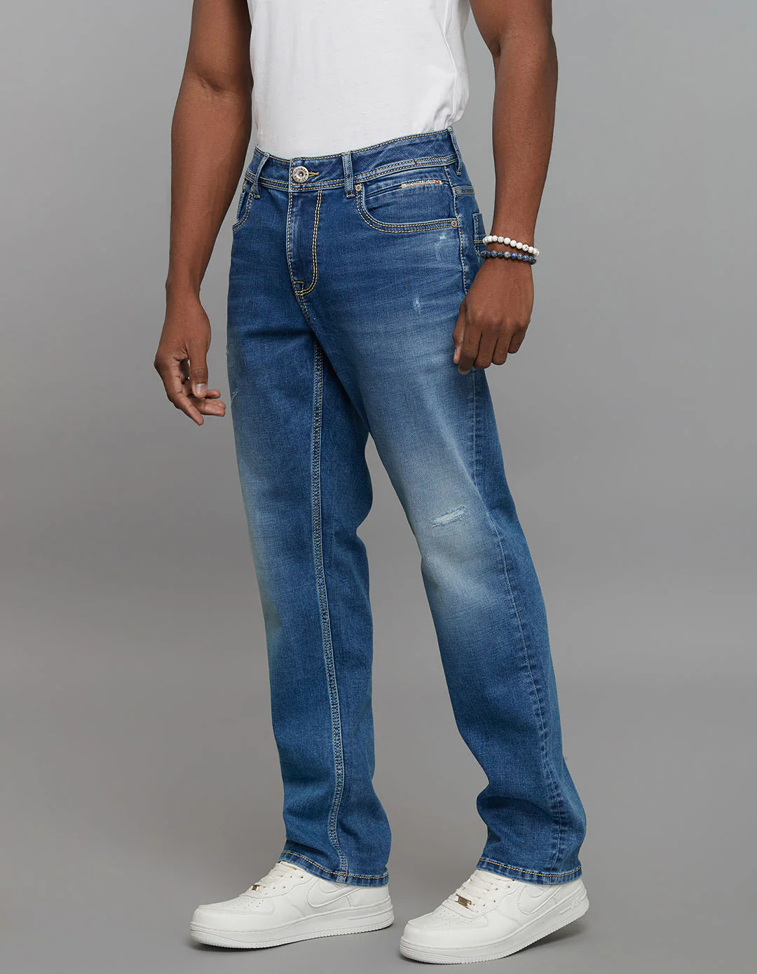 Medium Blue 5 Pocket Midrise, Comfort And Straight Fit Stretch Jeans - Image 3