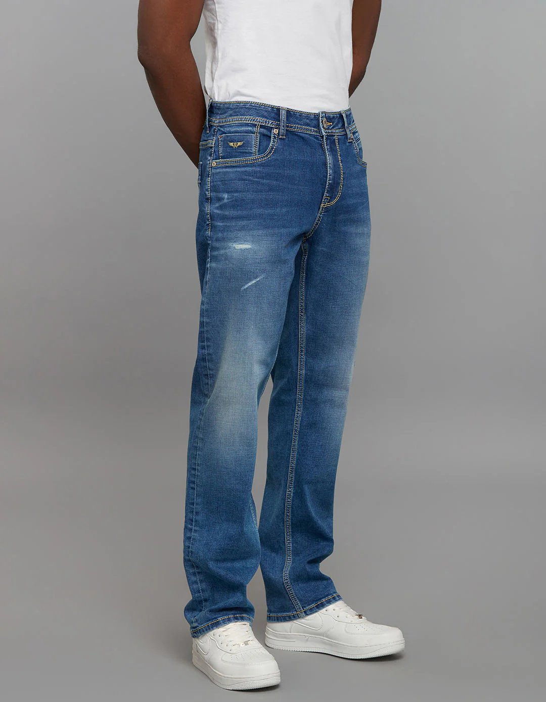 Medium Blue 5 Pocket Midrise, Comfort And Straight Fit Stretch Jeans - Image 4