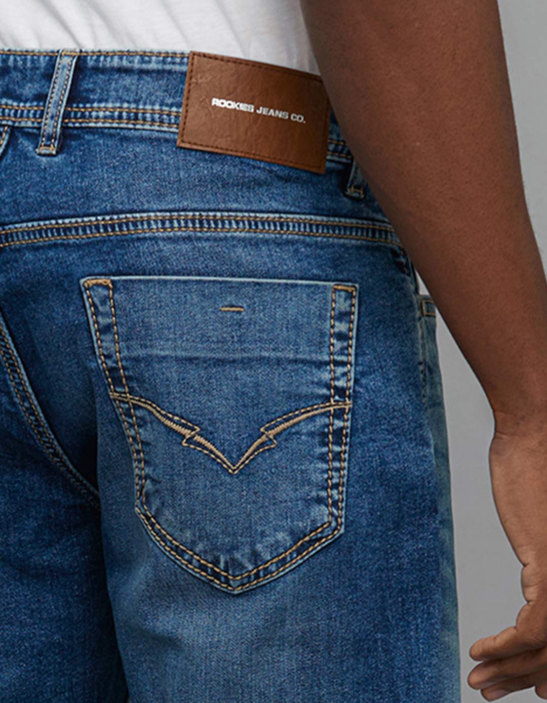 Medium Blue 5 Pocket Midrise, Comfort And Straight Fit Stretch Jeans - Image 7