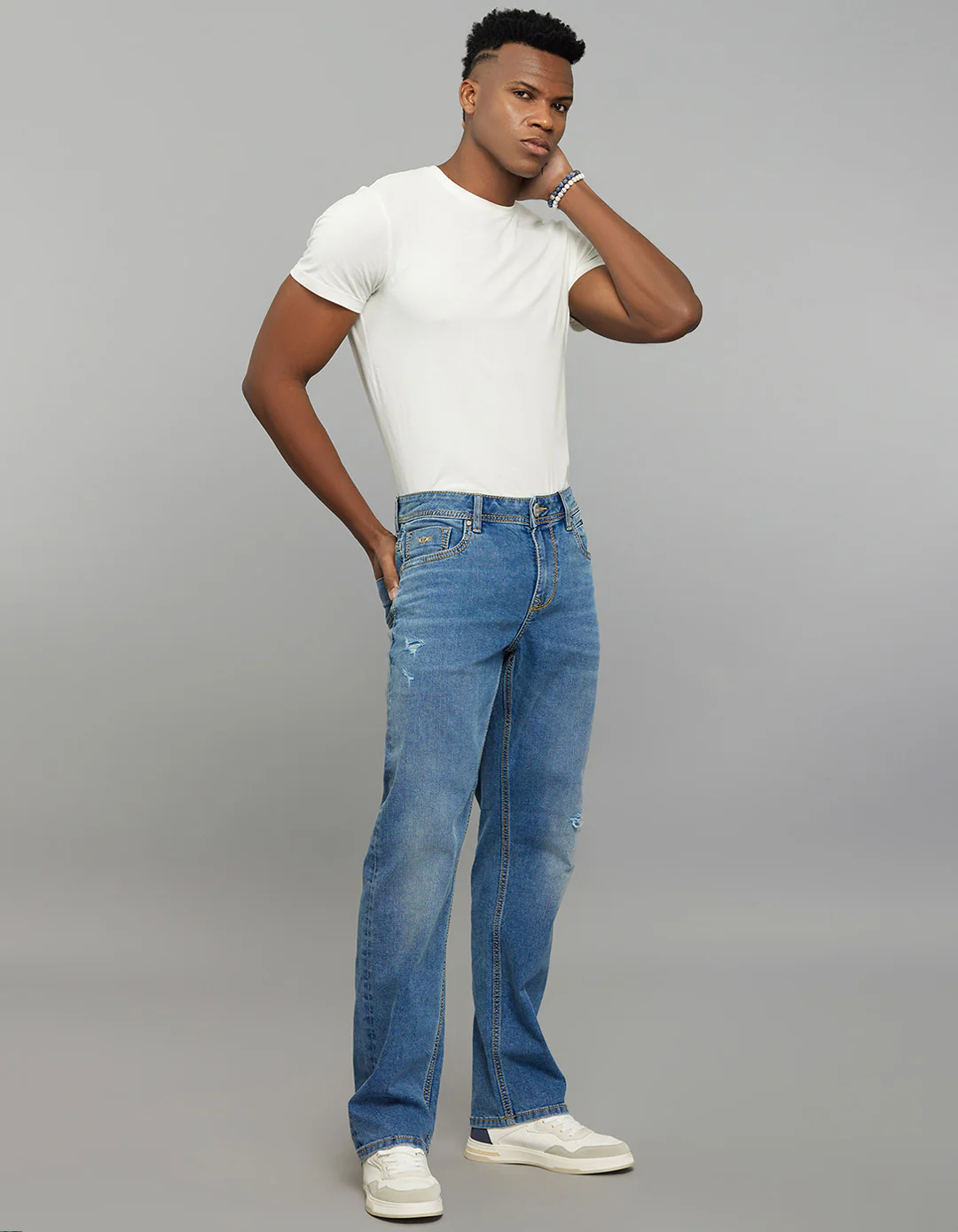 Medium Blue 5 Pocket Midrise, Comfort And Straight Fit Stretch Jeans - Image 2