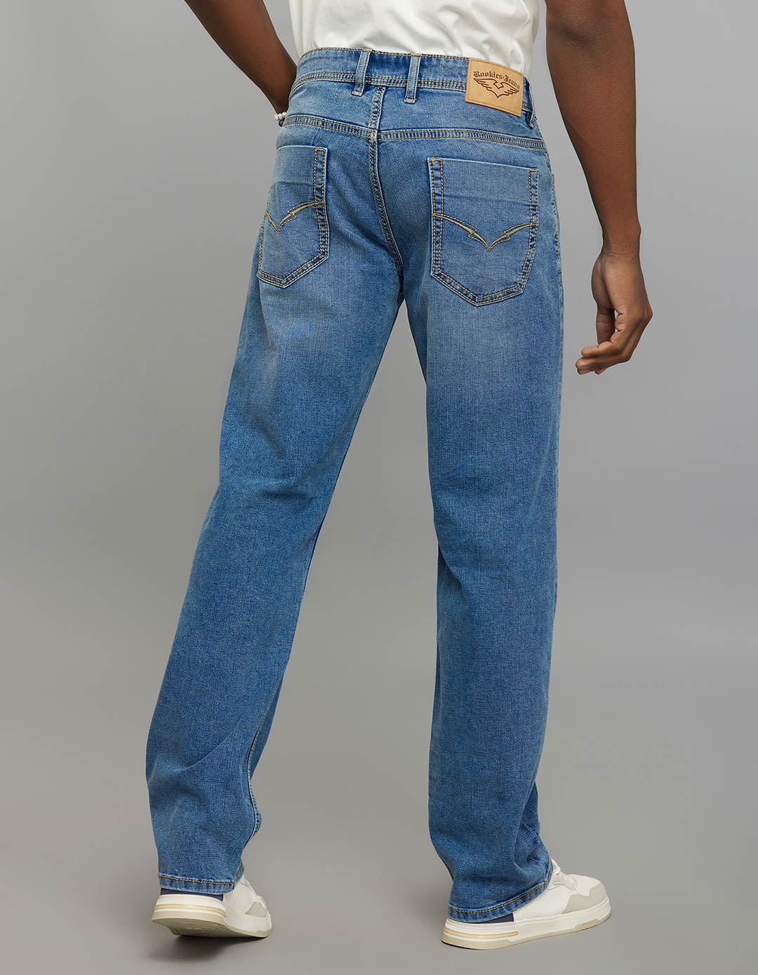 Medium Blue 5 Pocket Midrise, Comfort And Straight Fit Stretch Jeans - Image 4