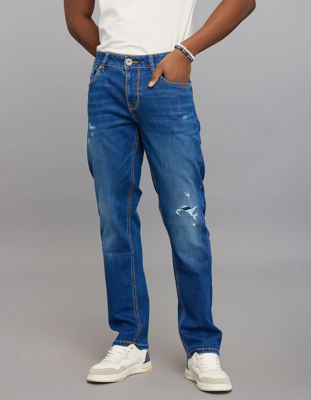 Medium Blue 5 Pocket Midrise, Comfort And Straight Fit Stretch Jeans