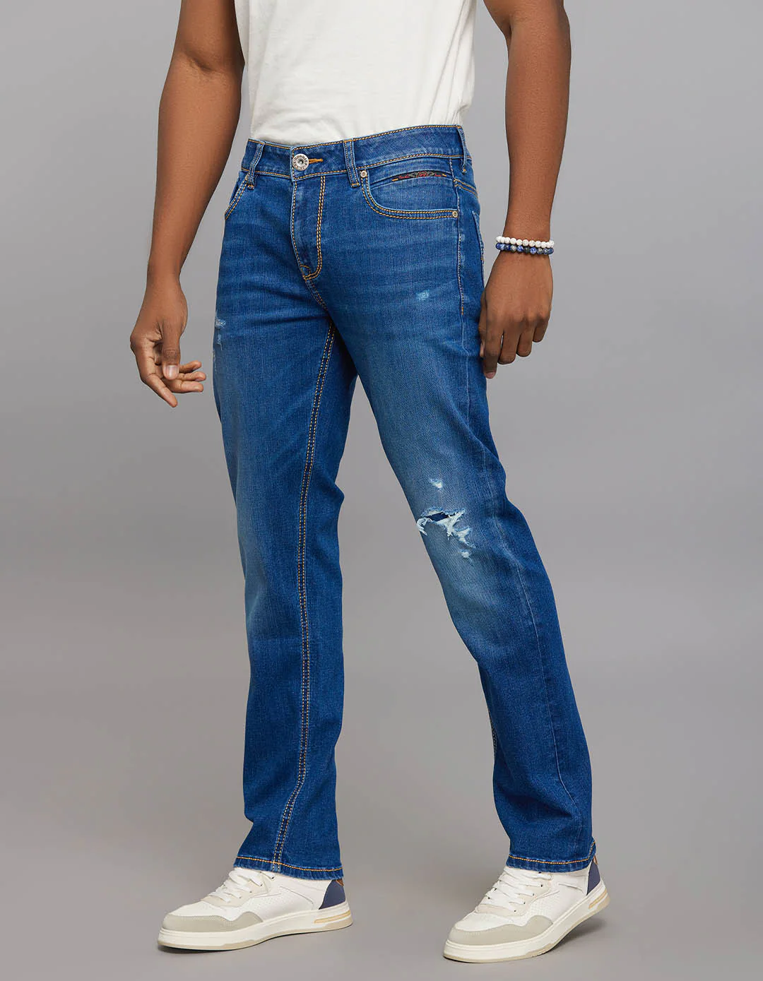 Medium Blue 5 Pocket Midrise, Comfort And Straight Fit Stretch Jeans - Image 3
