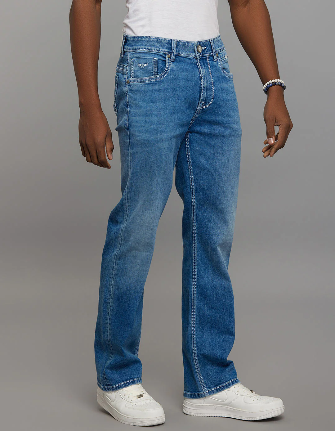 Medium Blue 5 Pocket Midrise Loose Fit Stretch Jeans - Image 4