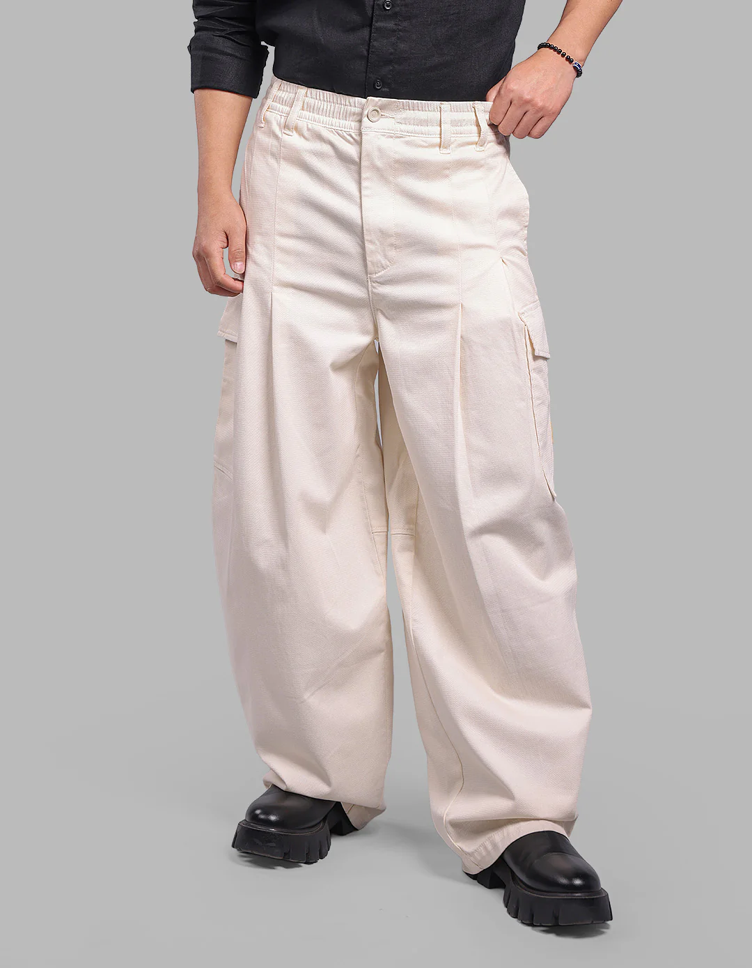 Off White Balloon Fit Stretch Cargo Pants