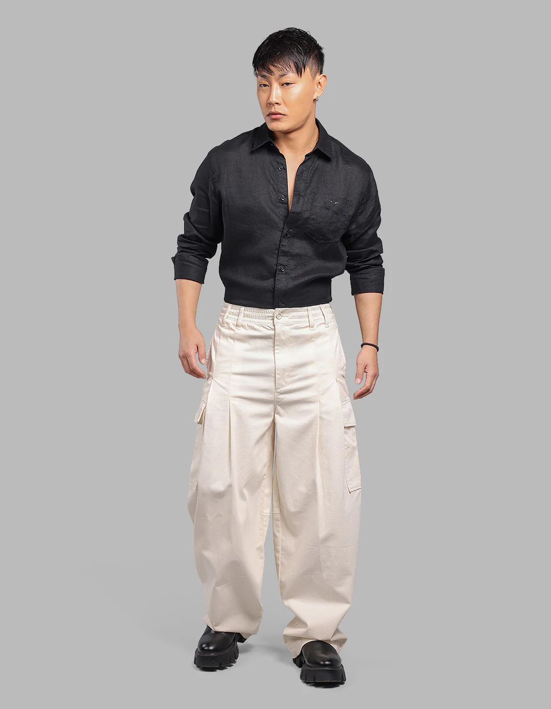 Off White Balloon Fit Stretch Cargo Pants - Image 2