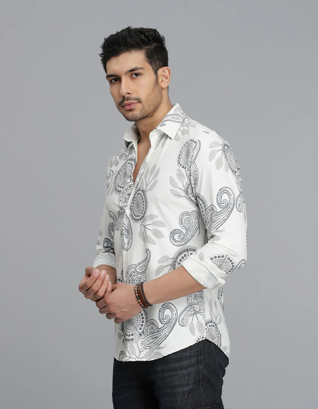 Off White Full Sleeves Printed Shirt - Image 3