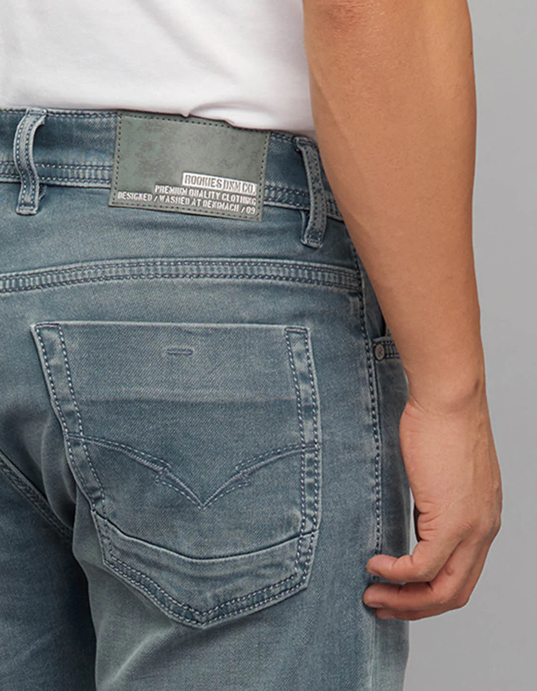 Petrol 5 Pocket Low-Rise Tapered Ankle Length Knit Denim Jeans - Image 6