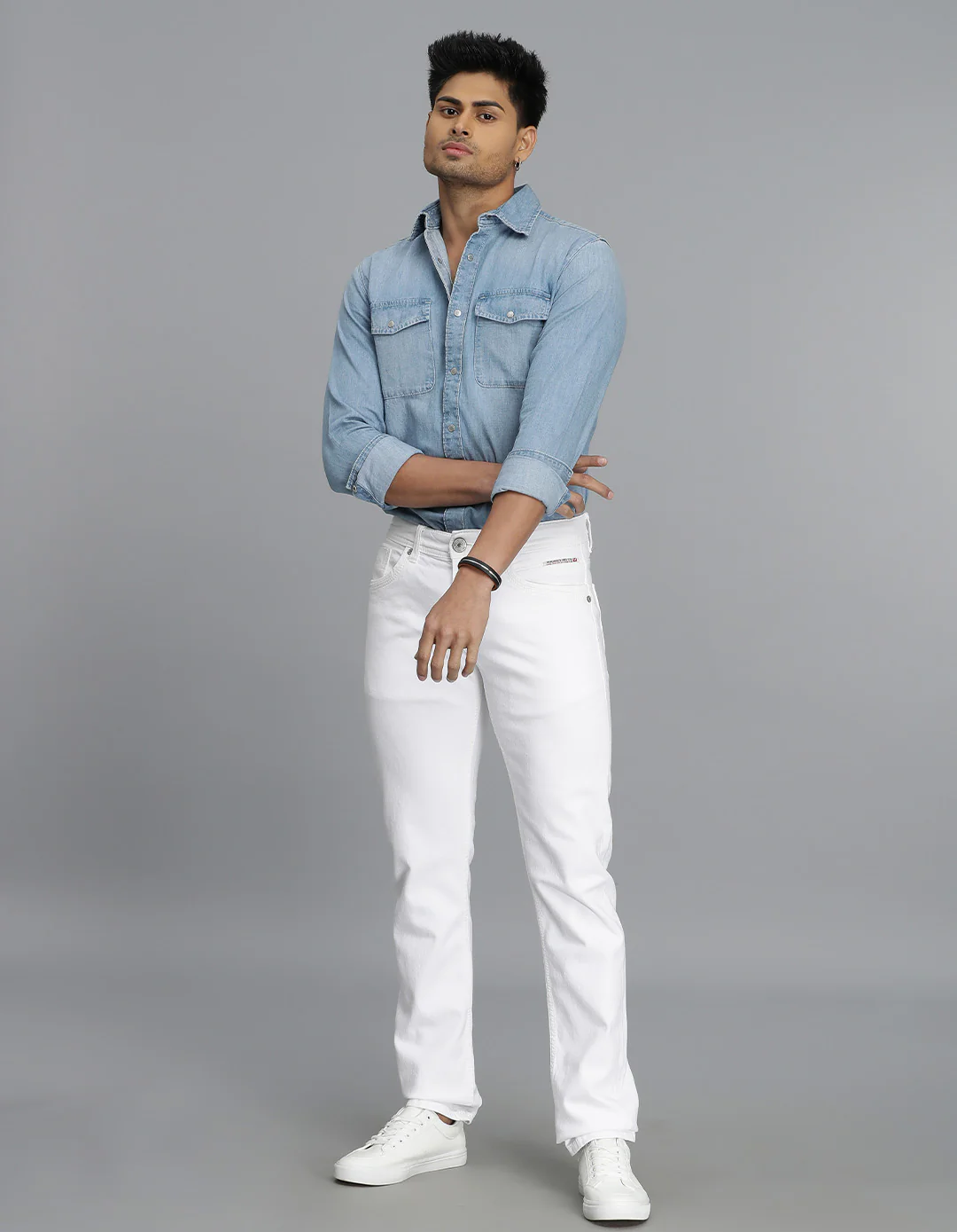 White 5 Pocket Mid-Rise Slim Straight Fit jeans - Image 2