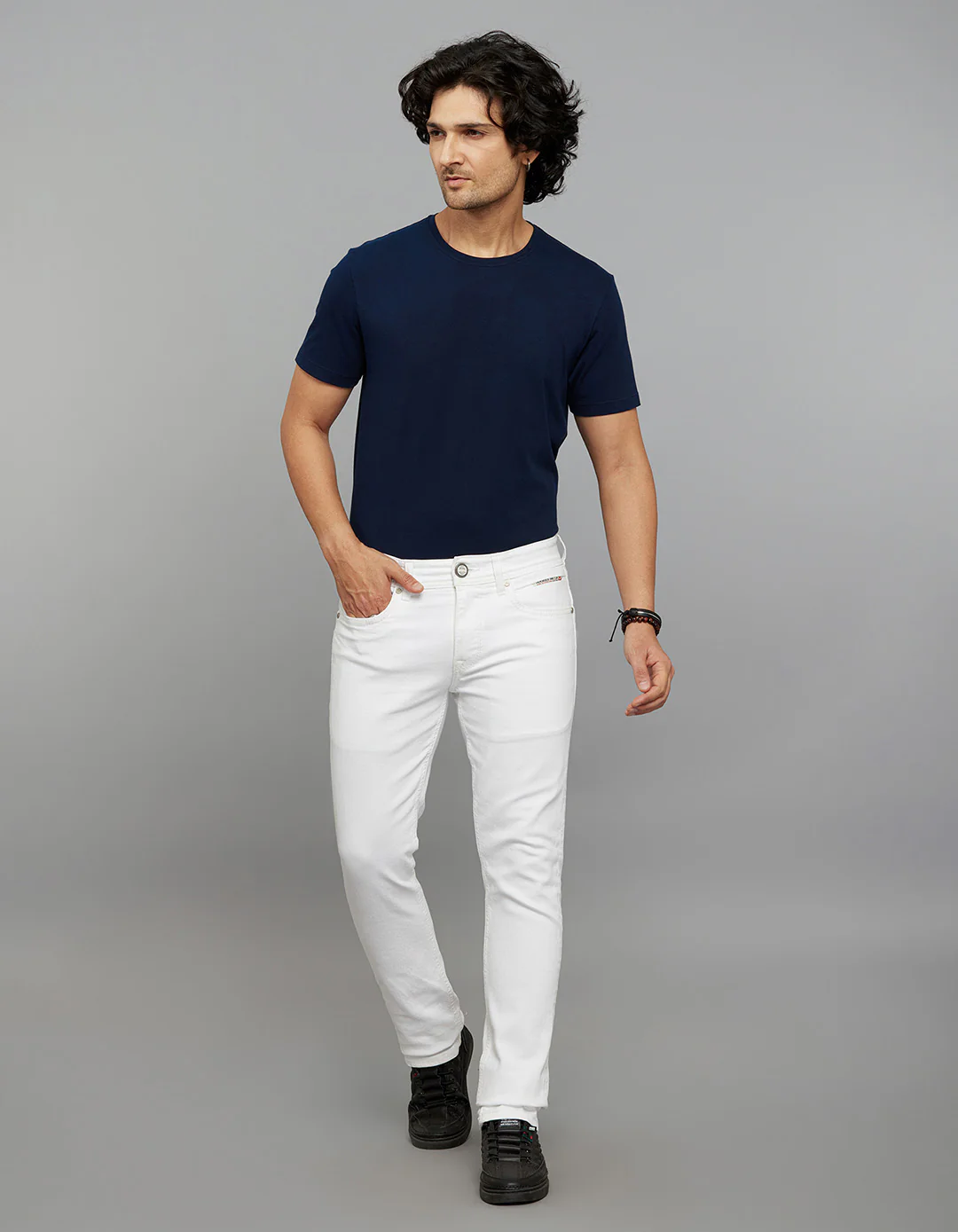 White 5 Pocket Mid-Rise Slim Straight Fit Stretch Jeans - Image 2