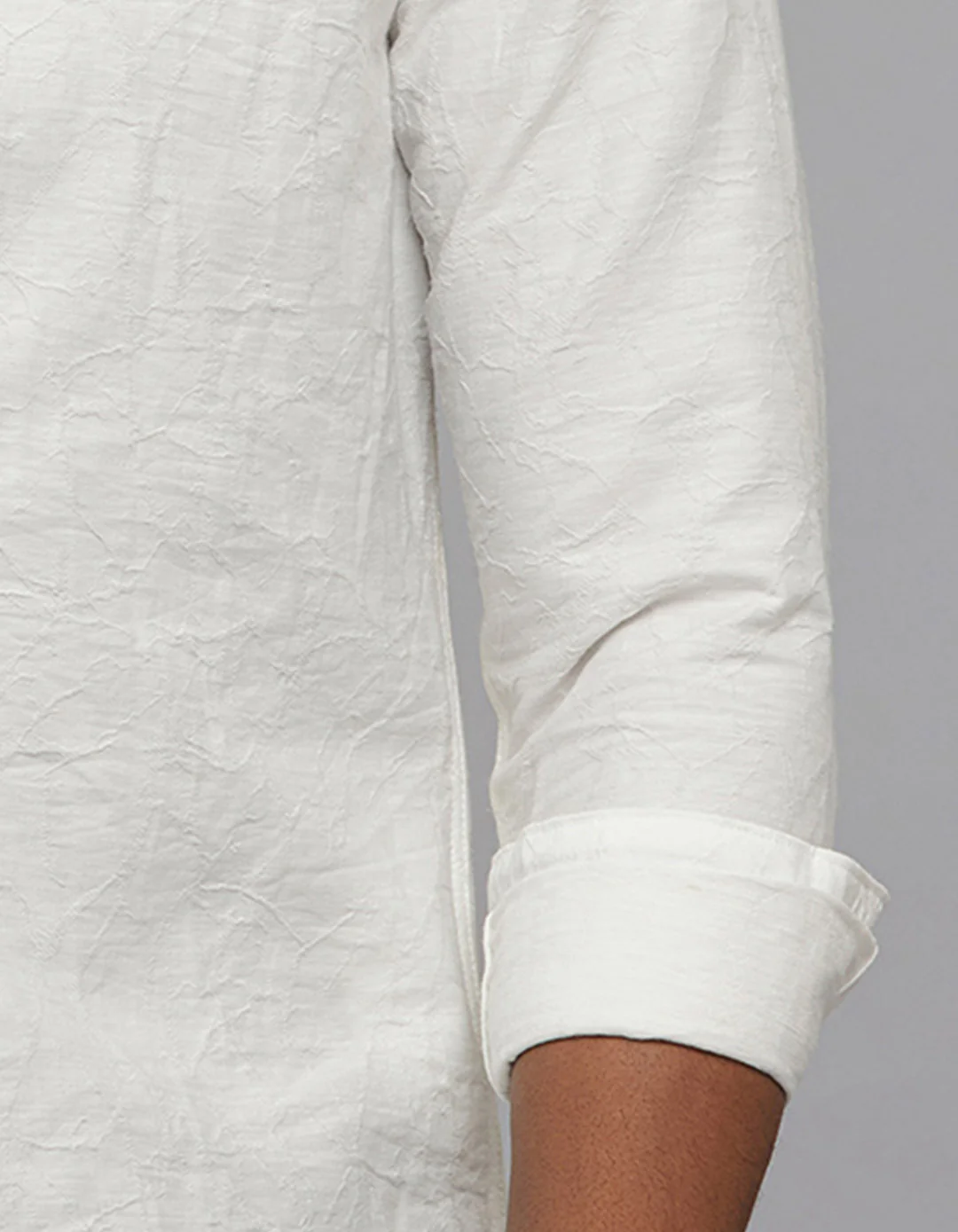 White Full Sleeves Texture Print Shirt - Image 6