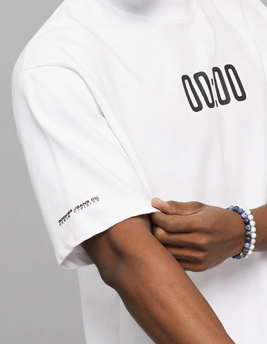White Half Sleeves Round Neck Oversized Tee - Image 7